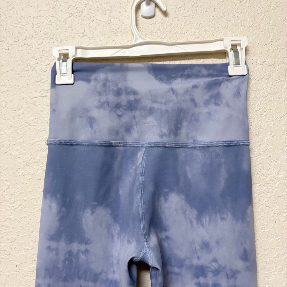 Beyond Yoga Olympus Leggings Blue Marble Tie Dye High Waist Midi 7/8 Size XS - Picture 3 of 6